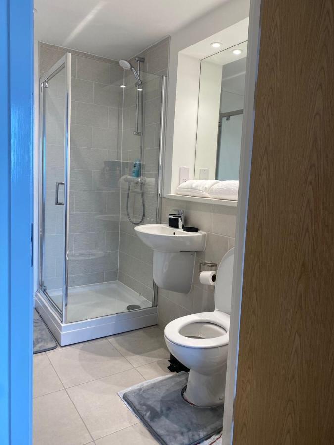 Luxury 2 Bedroom En-Suite Apartment Balcony Views Manchester Eksteriør bilde